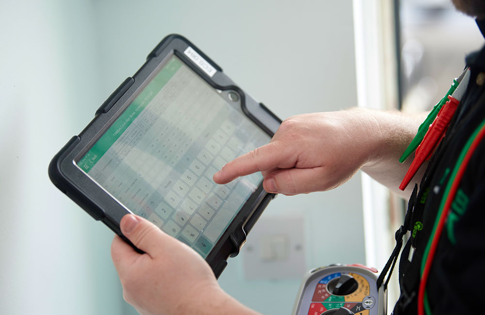 The Role of Technology in Improving Industrial Maintenance and Inspection Services
